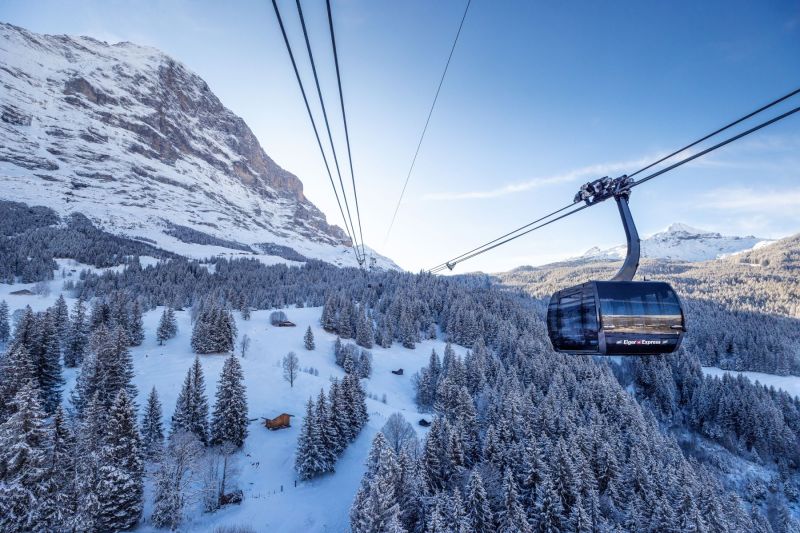 Eiger-Express-Eiger-Nahaufnahme-Winter