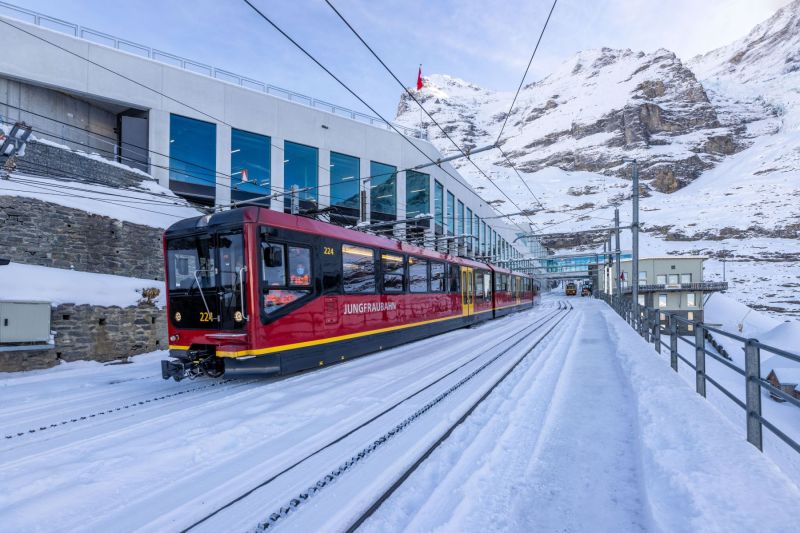 Eigergletscher-Bahnhof-Jungfraubahn-Winter